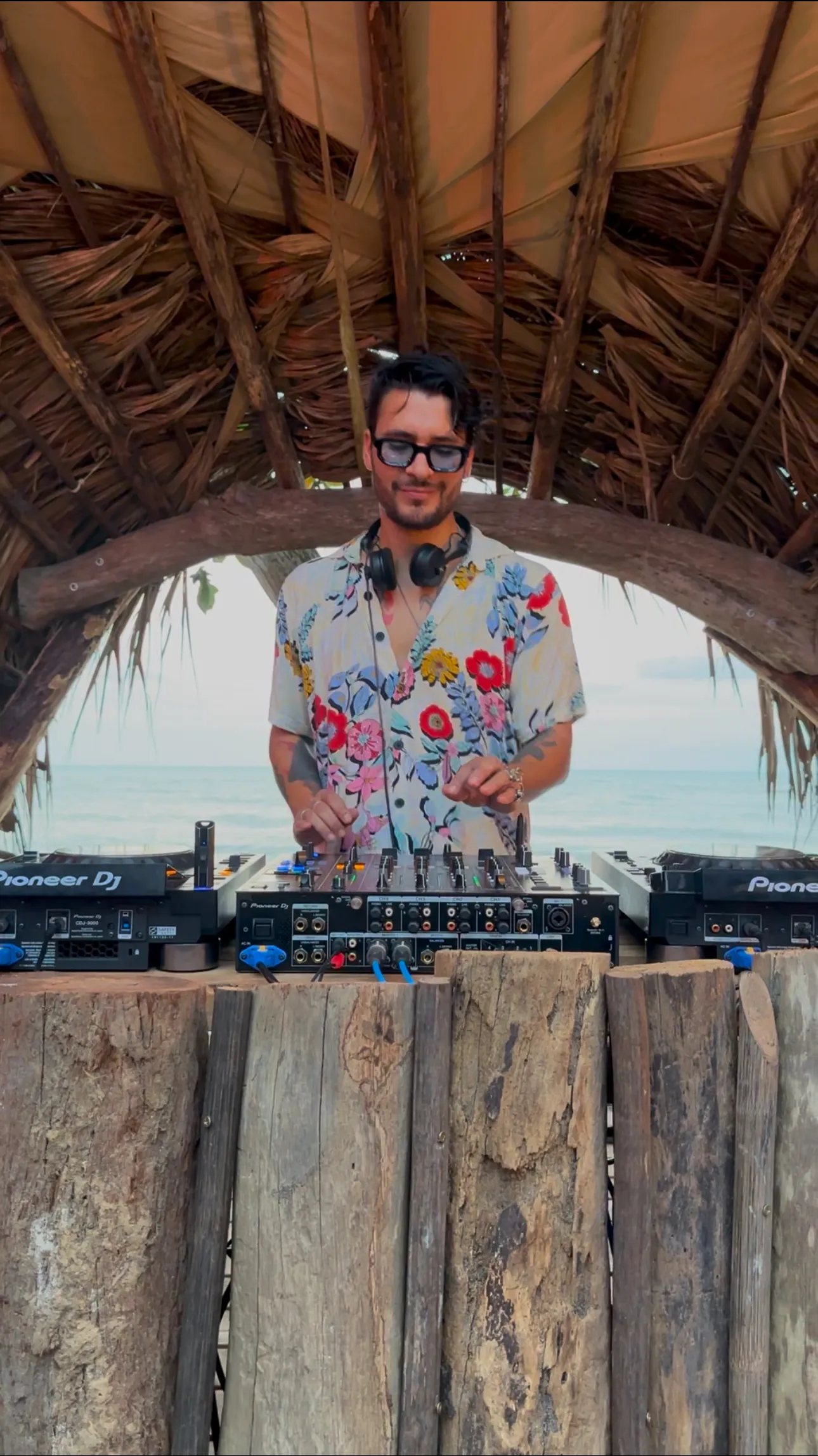 Studio booth on the Caribbean coast